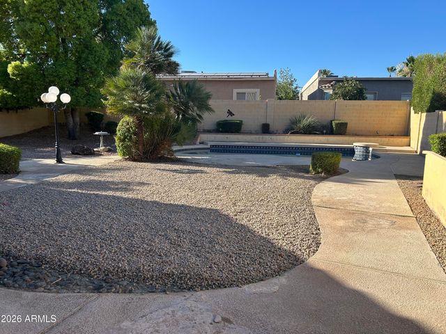 9274 E CORRINE Drive, Scottsdale, AZ 85260