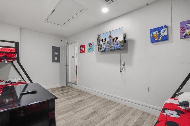 1032 NIN STREET, Orlando, FL 32835
