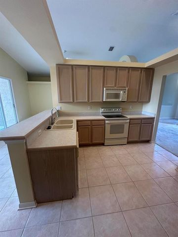 3102 NW Windemere Drive, Jensen Beach, FL 34957