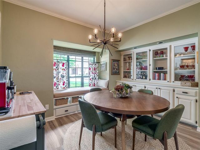6900 Lakepointe Drive, Oklahoma City, OK 73116