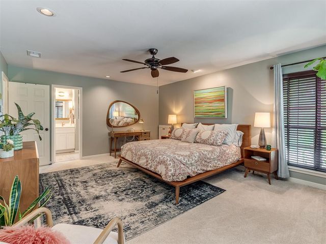 6900 Lakepointe Drive, Oklahoma City, OK 73116