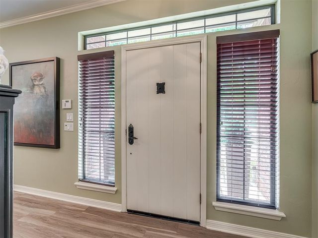 6900 Lakepointe Drive, Oklahoma City, OK 73116