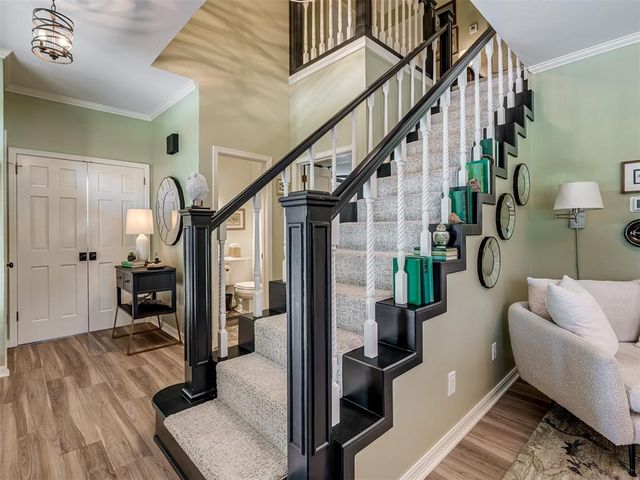 6900 Lakepointe Drive, Oklahoma City, OK 73116