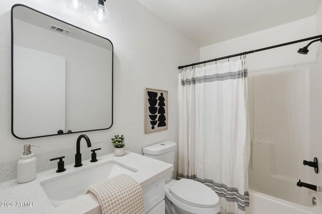 812 W GIBSON Avenue, Coolidge, AZ 85128