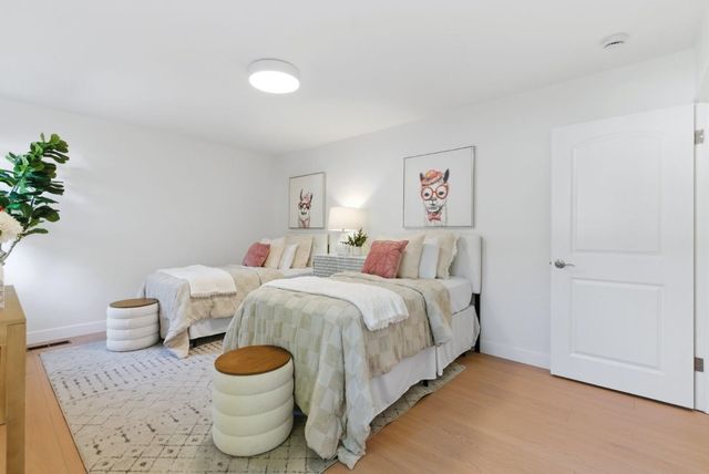 979 Stanley Avenue, Los Altos, CA 94024