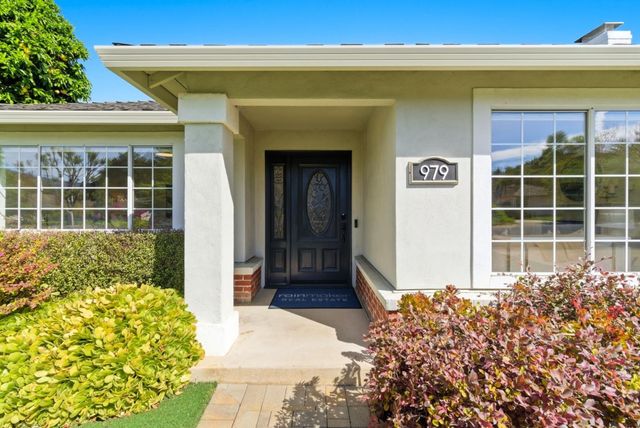 979 Stanley Avenue, Los Altos, CA 94024