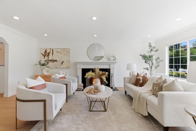 979 Stanley Avenue, Los Altos, CA 94024