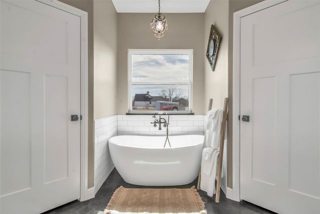 2415 Bucksnort Road, Van Alstyne, TX 75495