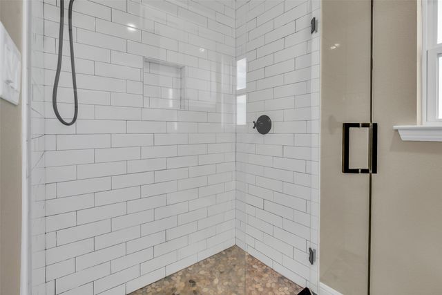 2415 Bucksnort Road, Van Alstyne, TX 75495