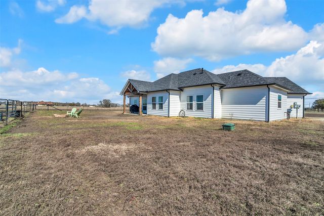 2415 Bucksnort Road, Van Alstyne, TX 75495