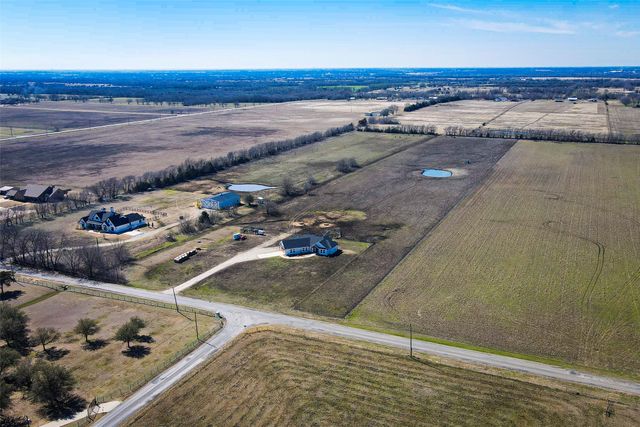 2415 Bucksnort Road, Van Alstyne, TX 75495