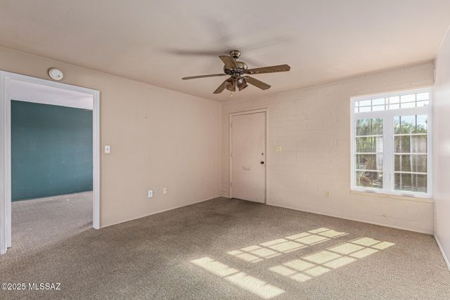 290 S Paseo Aguila Unit C, Green Valley, AZ 85614