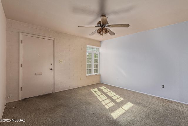 290 S Paseo Aguila Unit C, Green Valley, AZ 85614