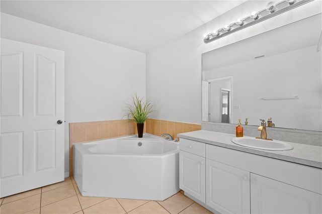 1801 NW 5TH PLACE, Cape Coral, FL 33993
