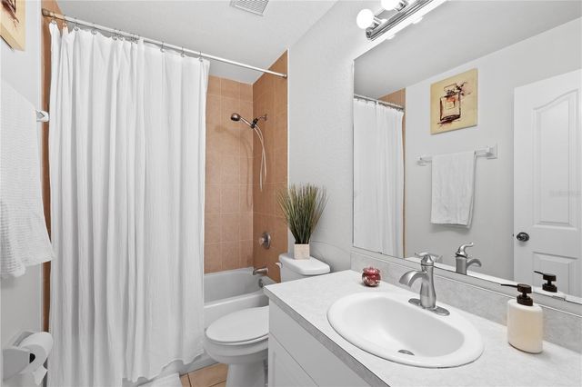 1801 NW 5TH PLACE, Cape Coral, FL 33993