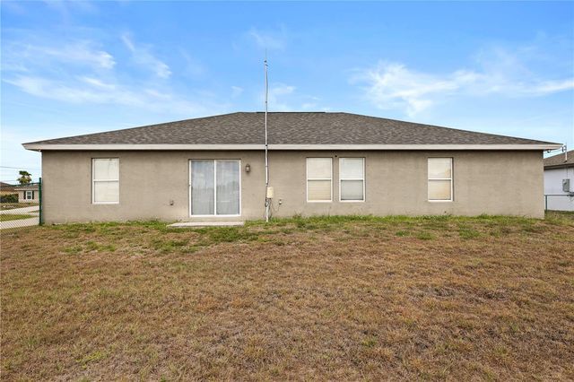 1801 NW 5TH PLACE, Cape Coral, FL 33993