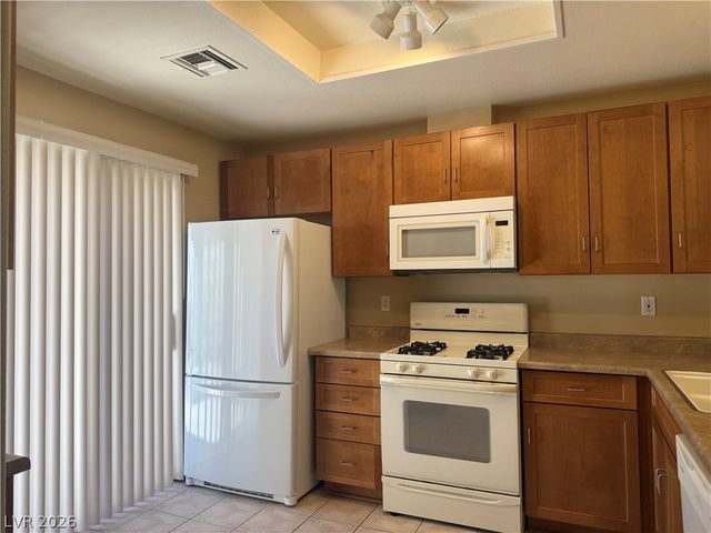 2425 Showcase Drive, Las Vegas, NV 89134