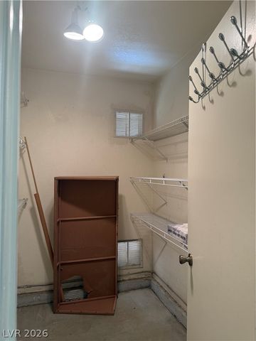 2425 Showcase Drive, Las Vegas, NV 89134