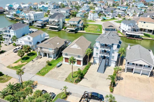 1822 Port O'call Street, Galveston, TX 77554