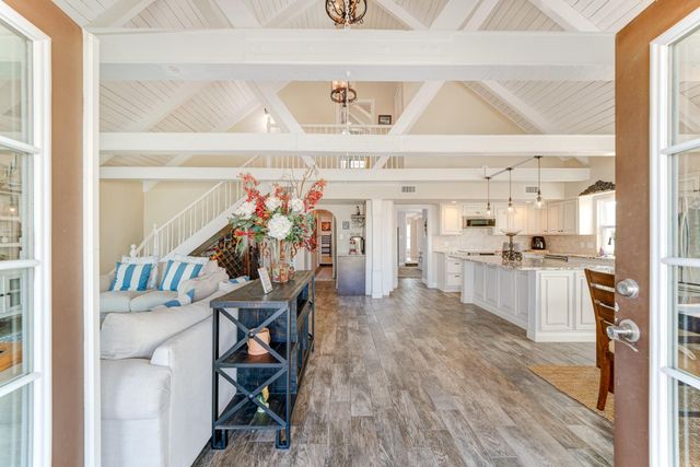 1822 Port O'call Street, Galveston, TX 77554