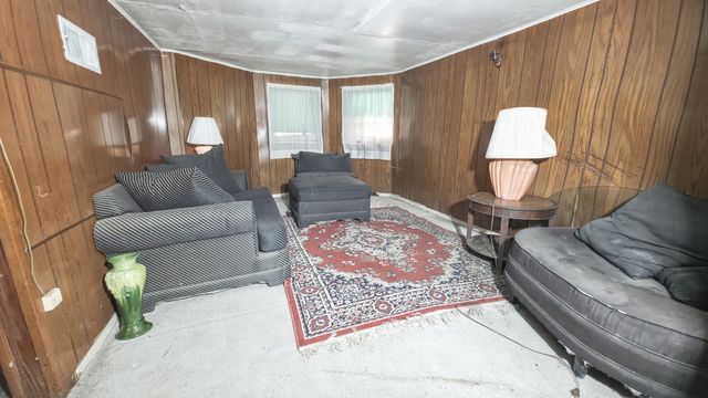 6318 S Wolcott Avenue, Chicago, IL 60636