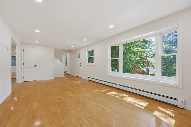 12 White Ave, Concord, MA 01742
