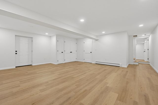 12 White Ave, Concord, MA 01742