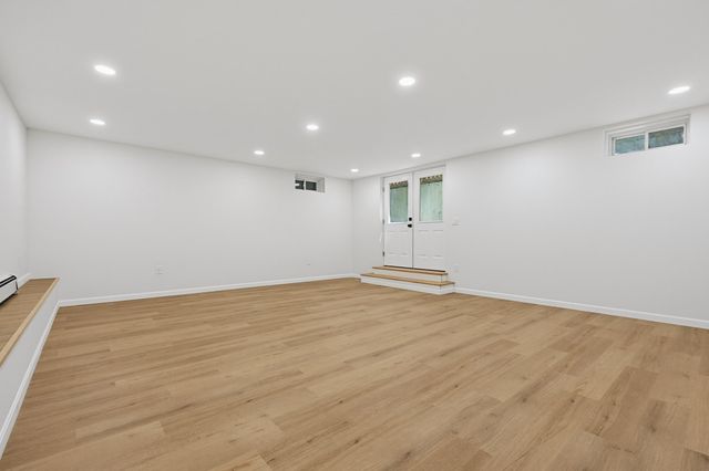 12 White Ave, Concord, MA 01742