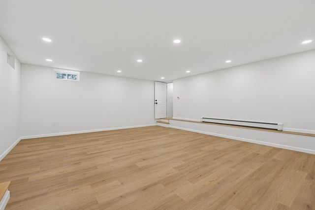 12 White Ave, Concord, MA 01742