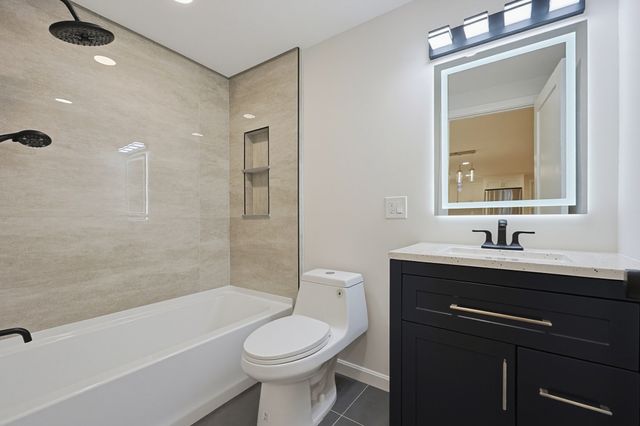 12 White Ave, Concord, MA 01742