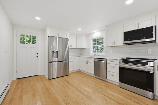 12 White Ave, Concord, MA 01742