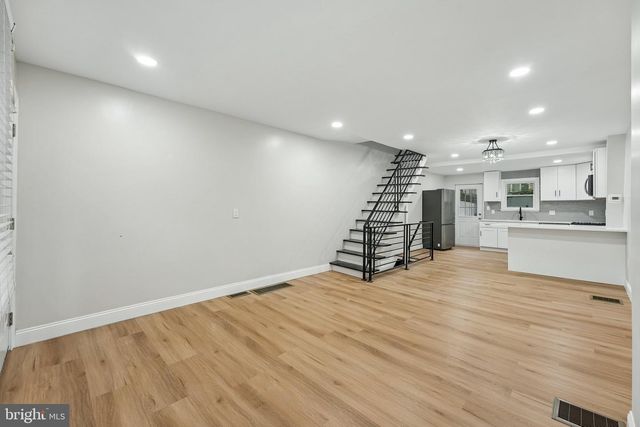 1534 S WOODSTOCK ST, Philadelphia, PA 19146