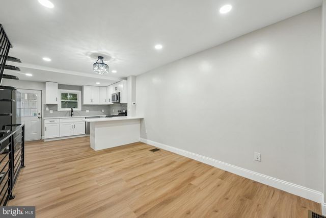 1534 S WOODSTOCK ST, Philadelphia, PA 19146