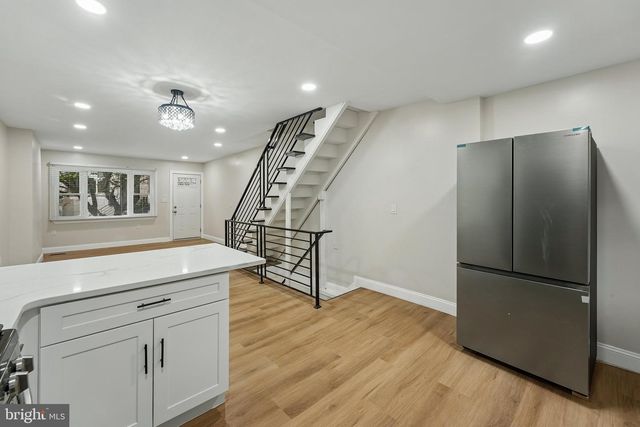 1534 S WOODSTOCK ST, Philadelphia, PA 19146