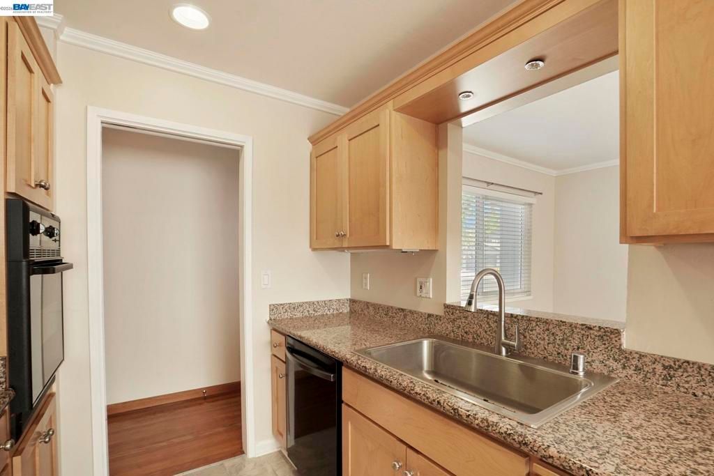 Image 10 of property listing at 2765 Kennedy St, Livermore, CA 94551