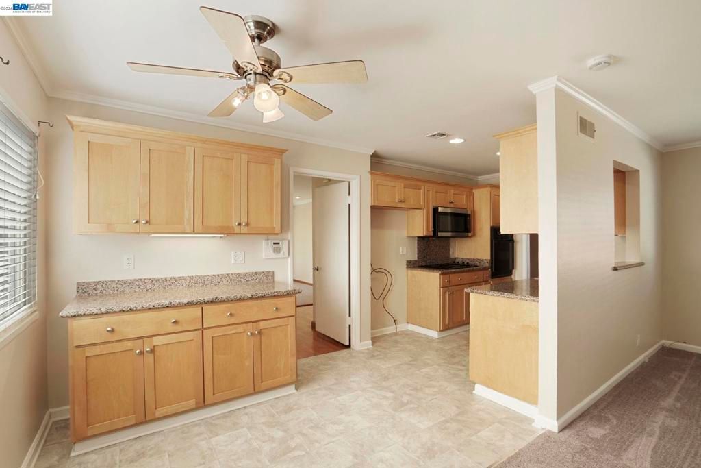Image 12 of property listing at 2765 Kennedy St, Livermore, CA 94551