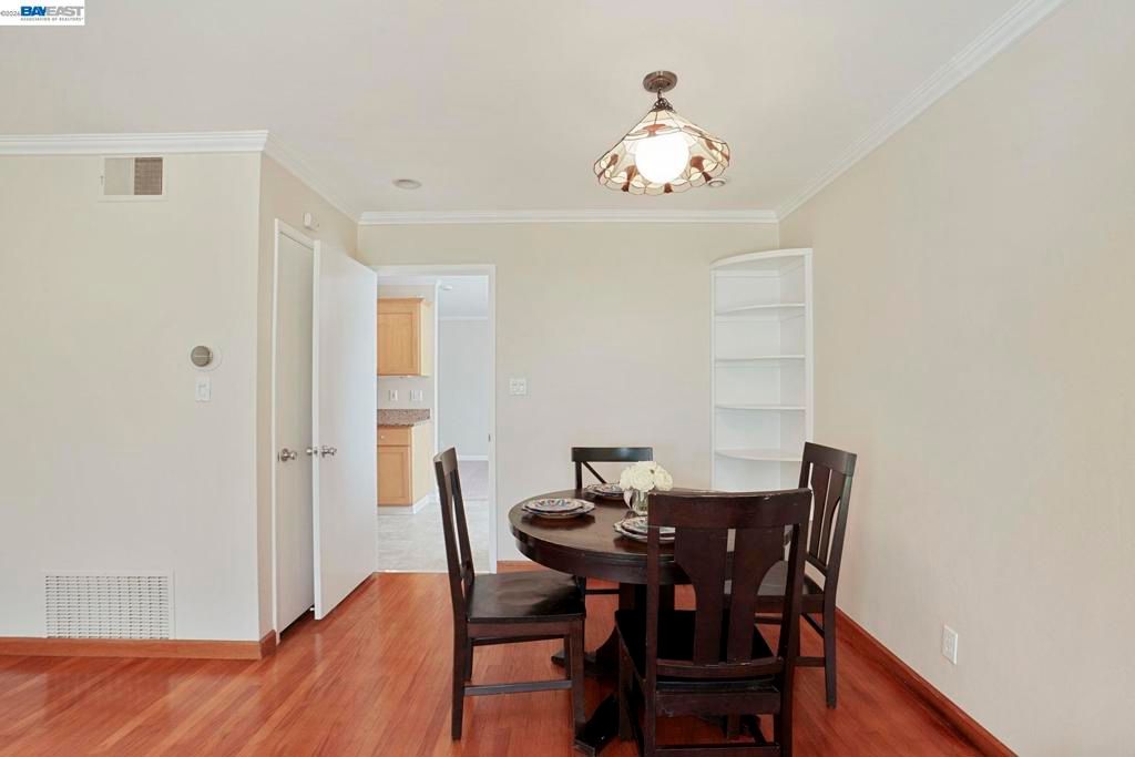 Image 20 of property listing at 2765 Kennedy St, Livermore, CA 94551