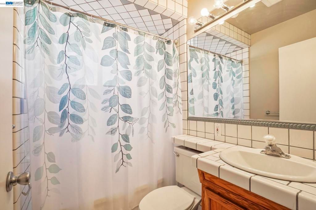 Image 24 of property listing at 2765 Kennedy St, Livermore, CA 94551