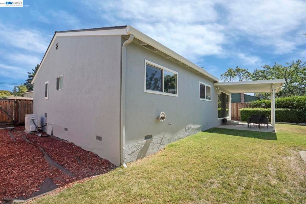 Image 39 of property listing at 2765 Kennedy St, Livermore, CA 94551