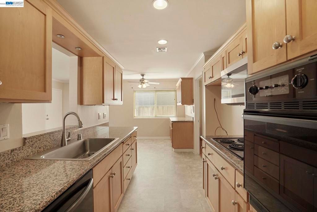 Image 8 of property listing at 2765 Kennedy St, Livermore, CA 94551