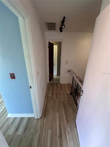 2016 OAK MEADOW CIRCLE, South Daytona, FL 32119