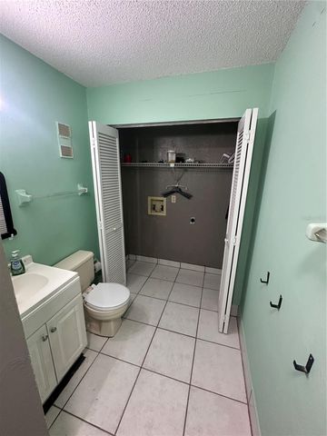 2016 OAK MEADOW CIRCLE, South Daytona, FL 32119