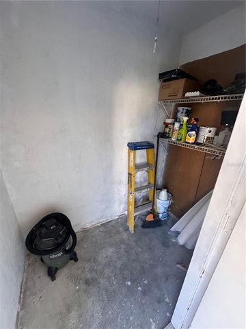 2016 OAK MEADOW CIRCLE, South Daytona, FL 32119