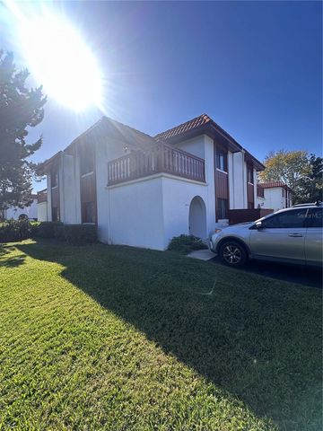 2016 OAK MEADOW CIRCLE, South Daytona, FL 32119