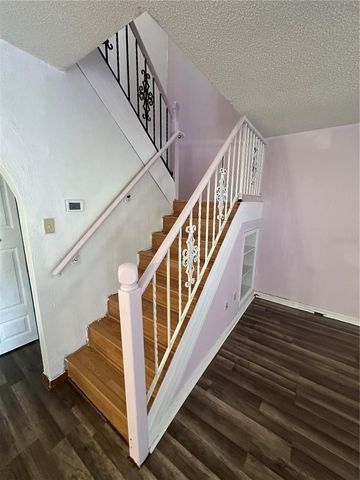 2016 OAK MEADOW CIRCLE, South Daytona, FL 32119