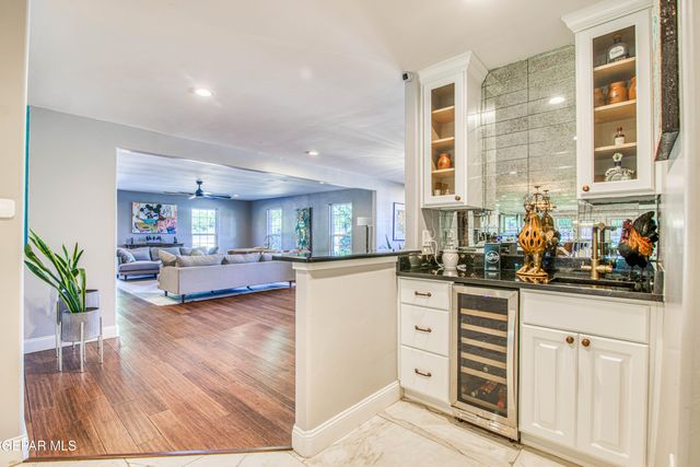 716 MEADOWLARK Drive, El Paso, TX 79922