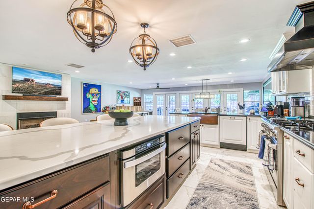 716 MEADOWLARK Drive, El Paso, TX 79922