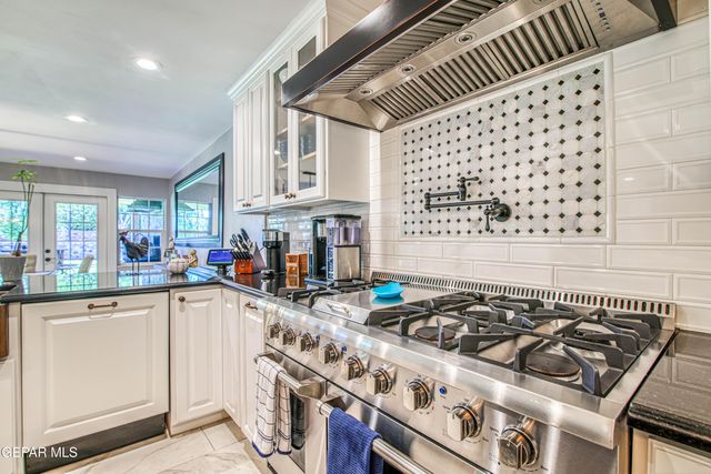 716 MEADOWLARK Drive, El Paso, TX 79922