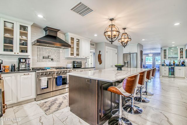 716 MEADOWLARK Drive, El Paso, TX 79922