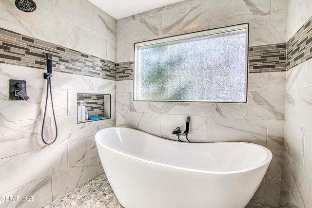 716 MEADOWLARK Drive, El Paso, TX 79922